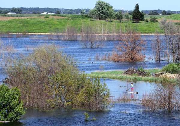 Thumbnail photo of Lost Grove Lake
